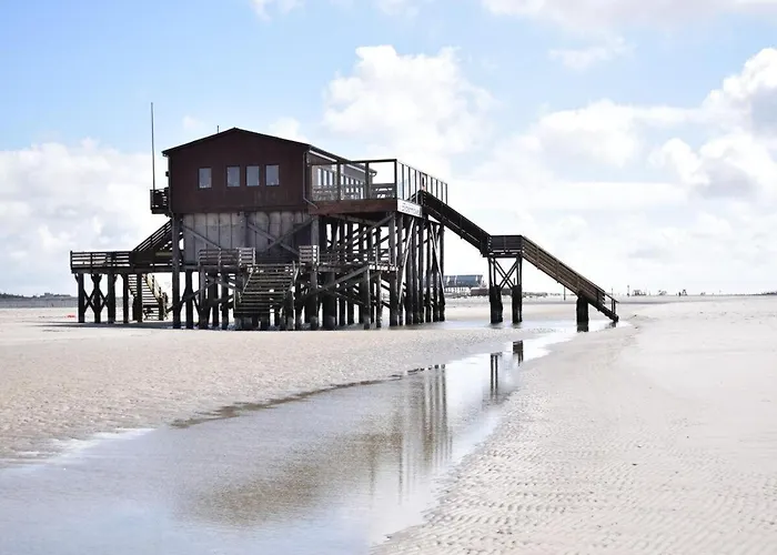 Kommodig No. 3 Nyaraló *